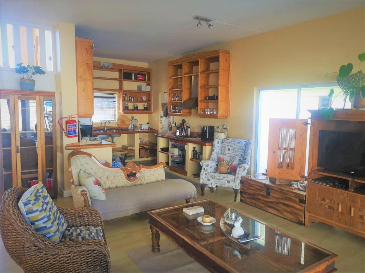Point Village Guest House Mossel Bay Eksteriør billede